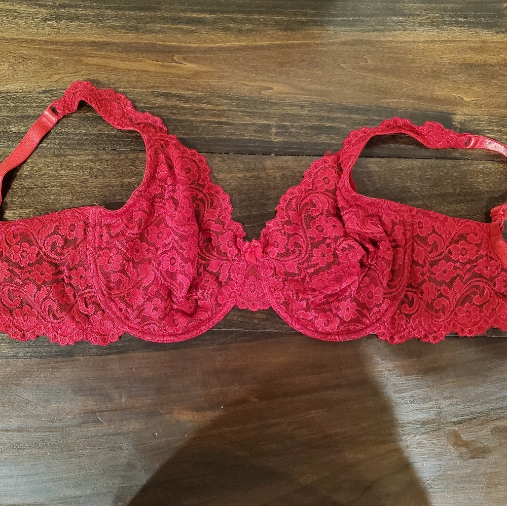 Red Lace Unlined Bra (36DDD)